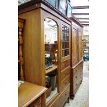 A late Edwardian mahogany wardrobe, 111.5cm wide.