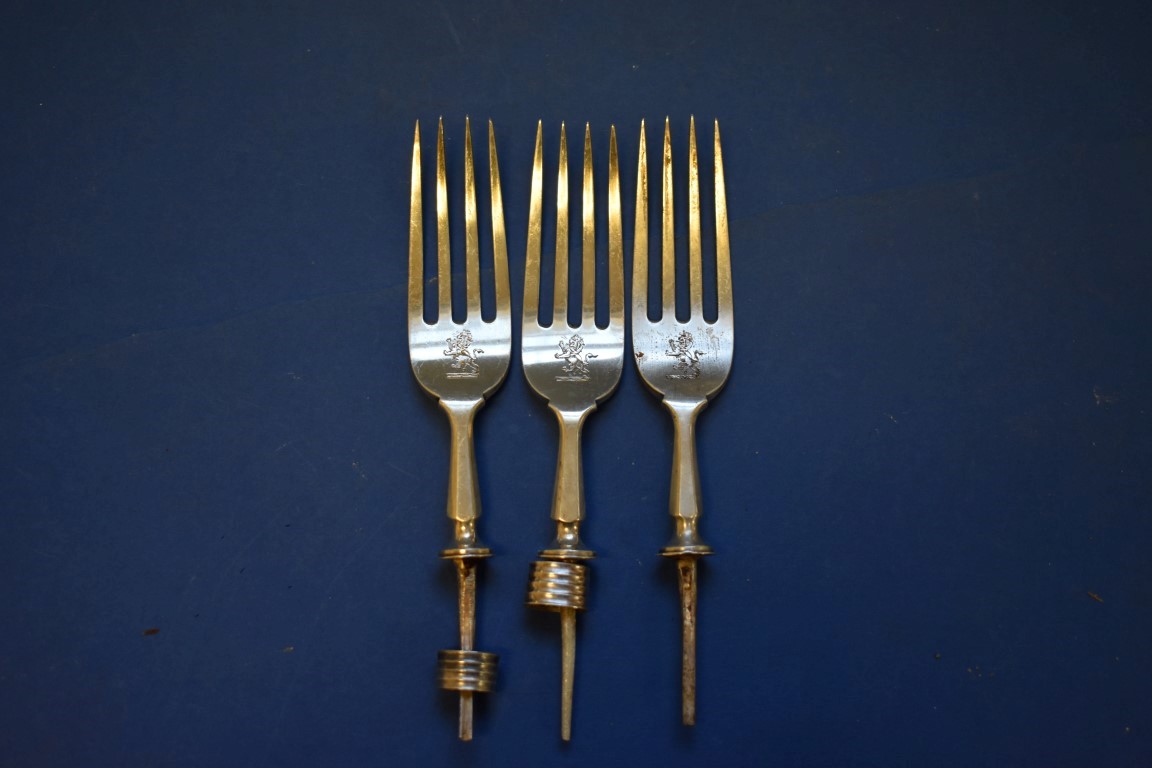 A set of eighteen silver fish knives and forks, by G A, London 1877, having bone handles. - Image 3 of 6