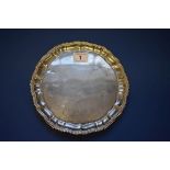 A silver salver, by Atkins Bros, Sheffield 1928, 19.5cm, 256g.