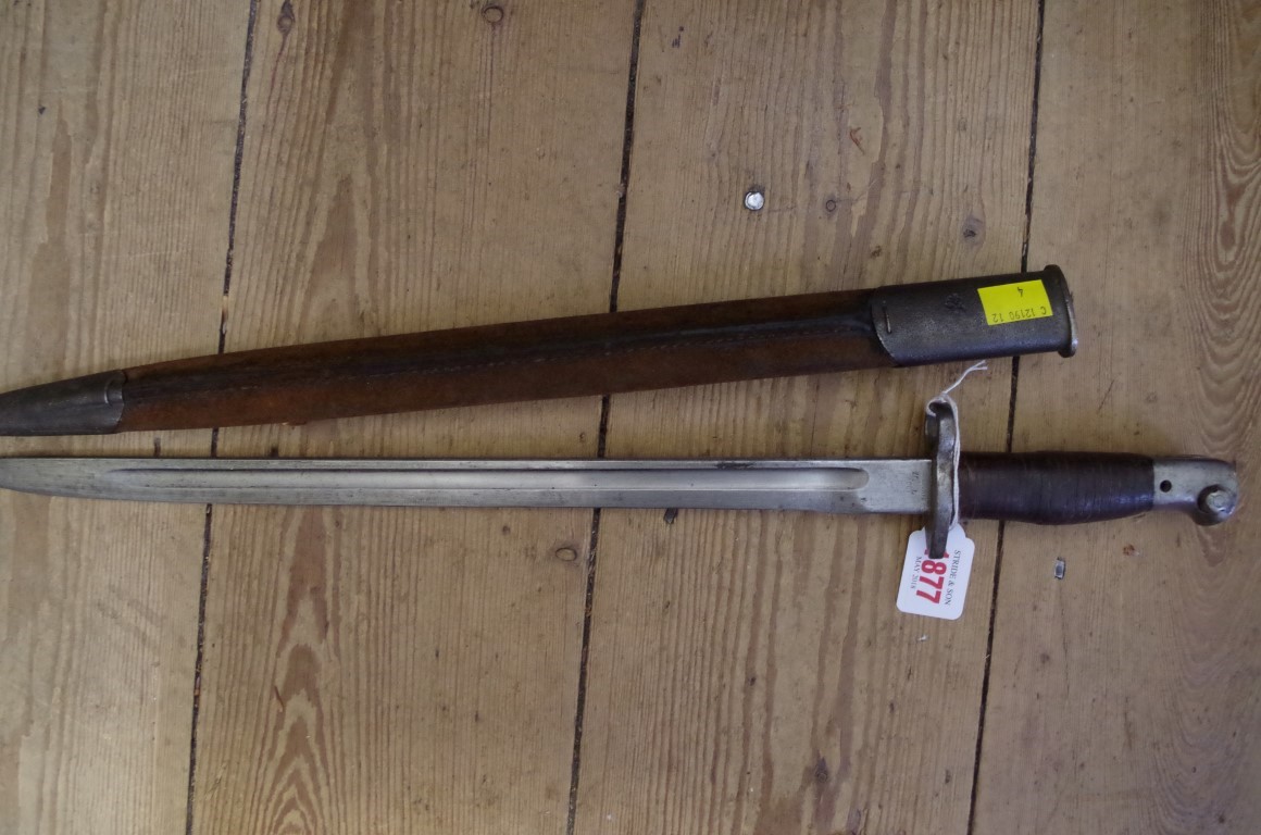 A British SMLE 1907 pattern Sanderson bayonet, having leather handle and leather sheath. - Image 2 of 3