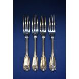 A quantity of silver fiddle, thread & shell pattern flatware, by Goldsmiths & Silversmiths, London