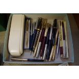A collection of vintage pens, to include a Parker with 14k nib.