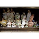 A mixed lot of ceramics.