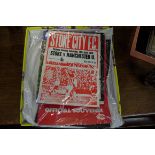 Football Programmes: Manchester United: a collection spanning seasons 1970/71 to 1999/00 to
