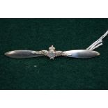 A silver RAF propeller sweetheart brooch, Chester 1944, 76mm, 8g.