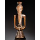 Tribal/Ethnographic: Janiform Power Figure, Kusu People, DRC, 2nd half of 20th century, 31cm high.