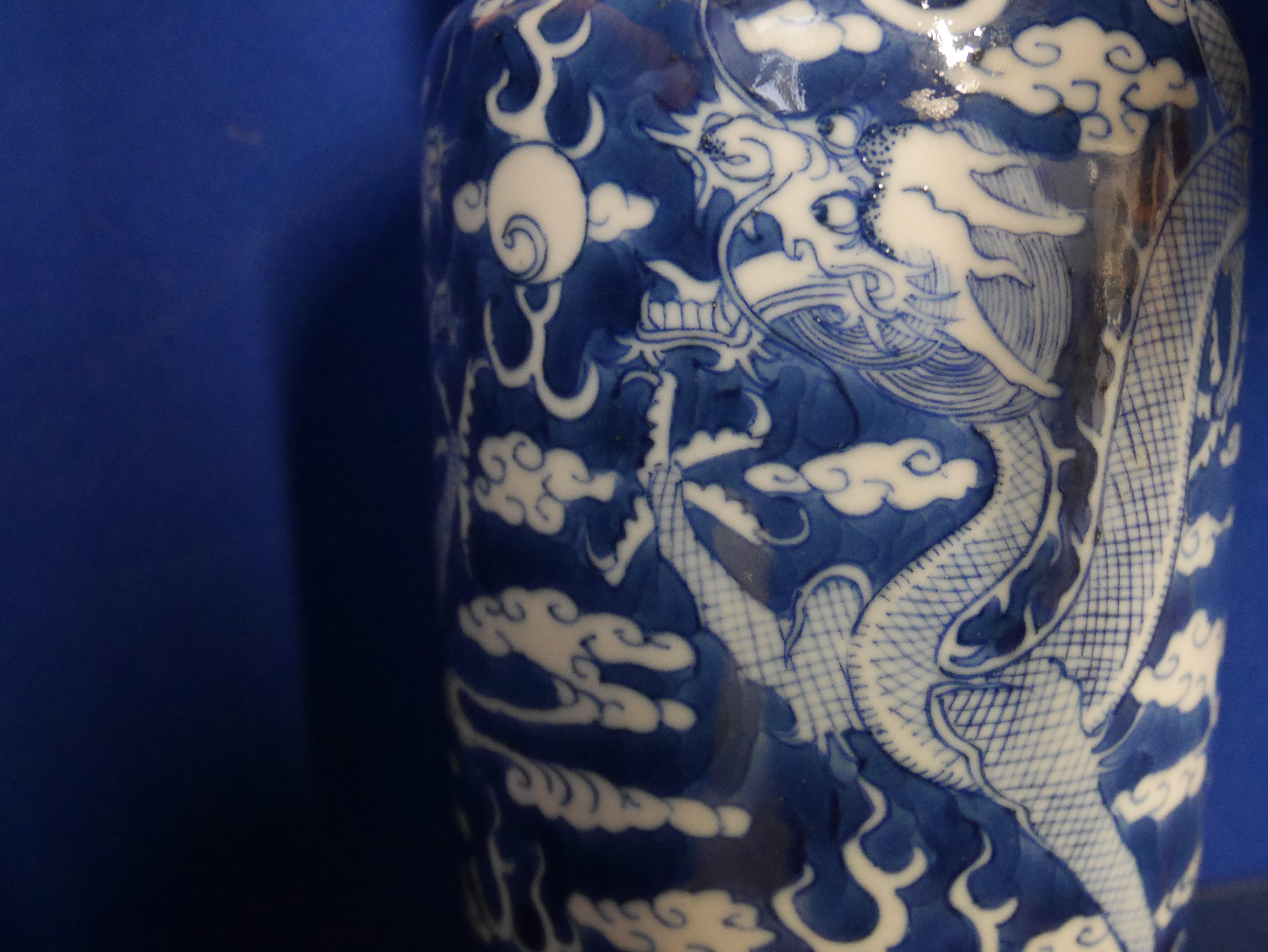 Pair of Chinese vases with Chinese 6 characture marks - Image 4 of 11