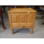 Yorkshire Oak ""Wren"" storage cabinet