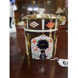 13cm Crown Derby pot and lid (1st condition)