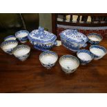 2 Willow pattern tureens and tea bowls