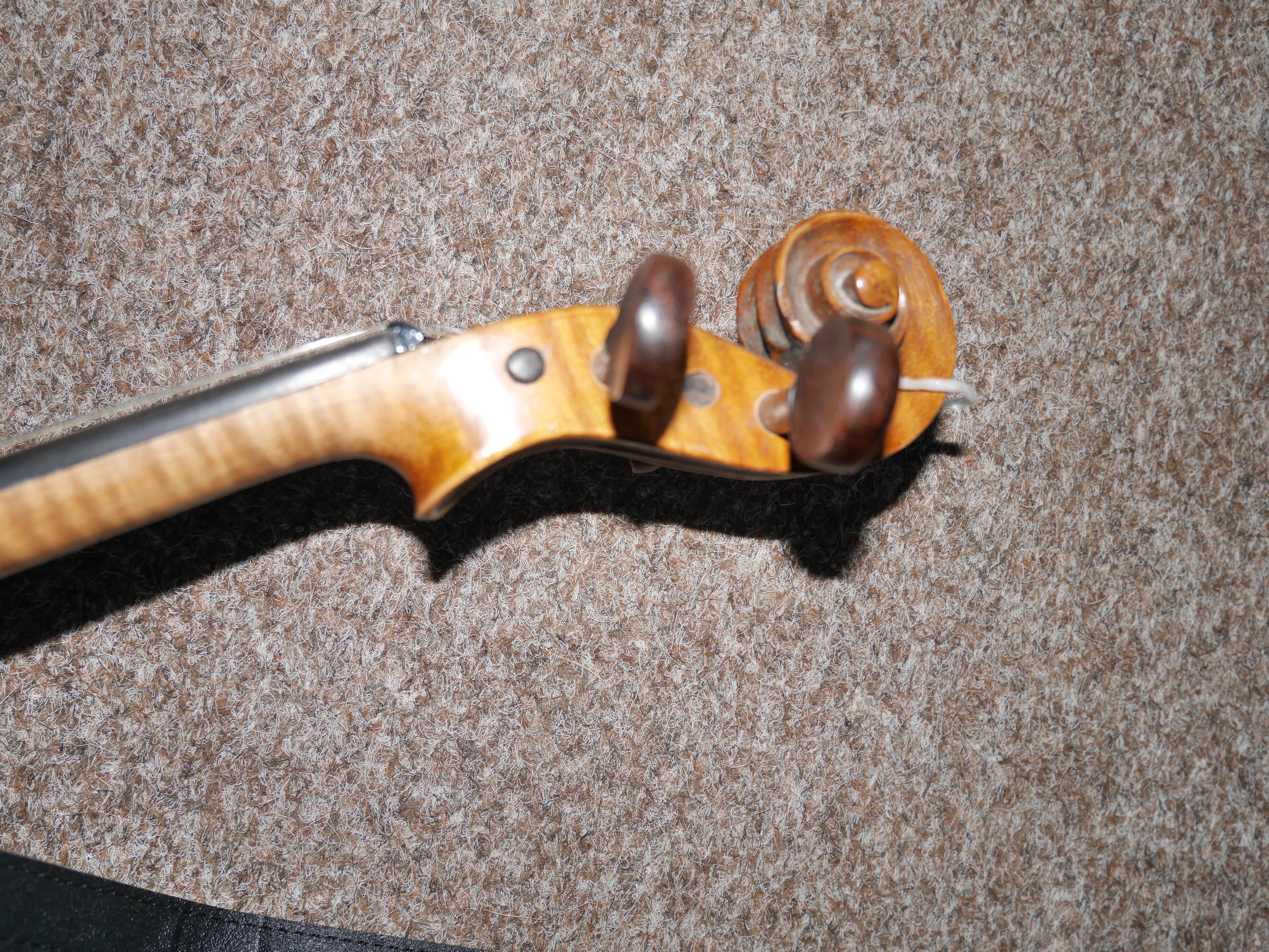 Wooden Violin 54cm - Image 5 of 8