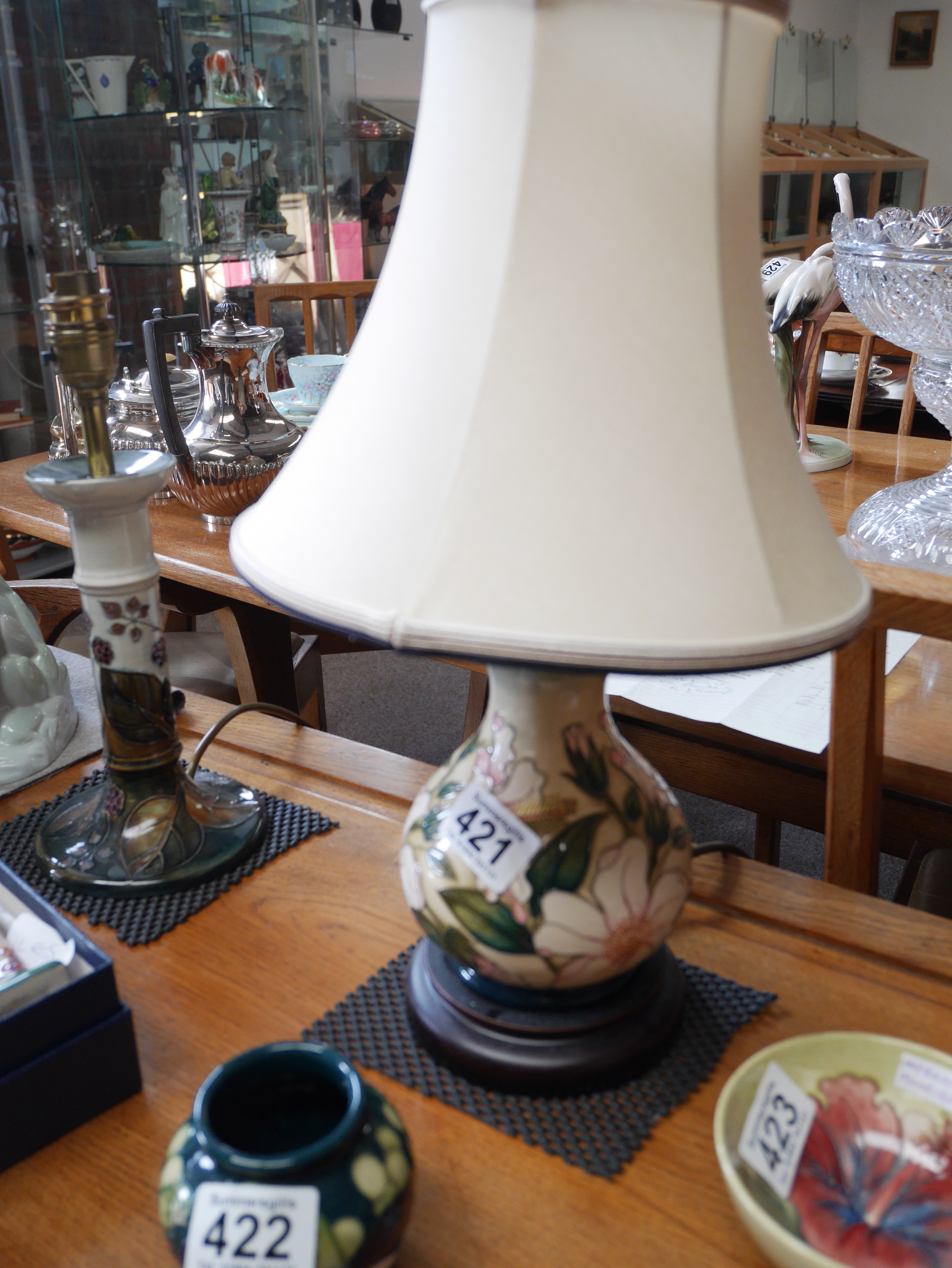 Moorcroft Magnolia table lamp