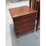 Georgian mahogany cabinet