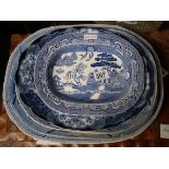 6 blue and white serving plates