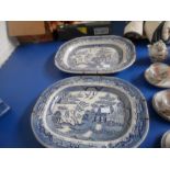 2 x Blue and white meat plates