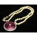 A MID 20TH CENTURY SINGLE-ROW PEARL NECKLACE, of uniform 5mm pearls with an 18ct white gold