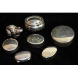 A COLLECTION OF VINTAGE ITALIAN SILVER TRINKET BOXES Including a novelty box formed as a frog/