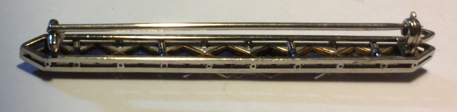 MAPPIN & WEBB, A VINTAGE WHITE METAL, SAPPHIRE AND DIAMOND BROOCH Having a single row of lozenge cut - Image 3 of 3