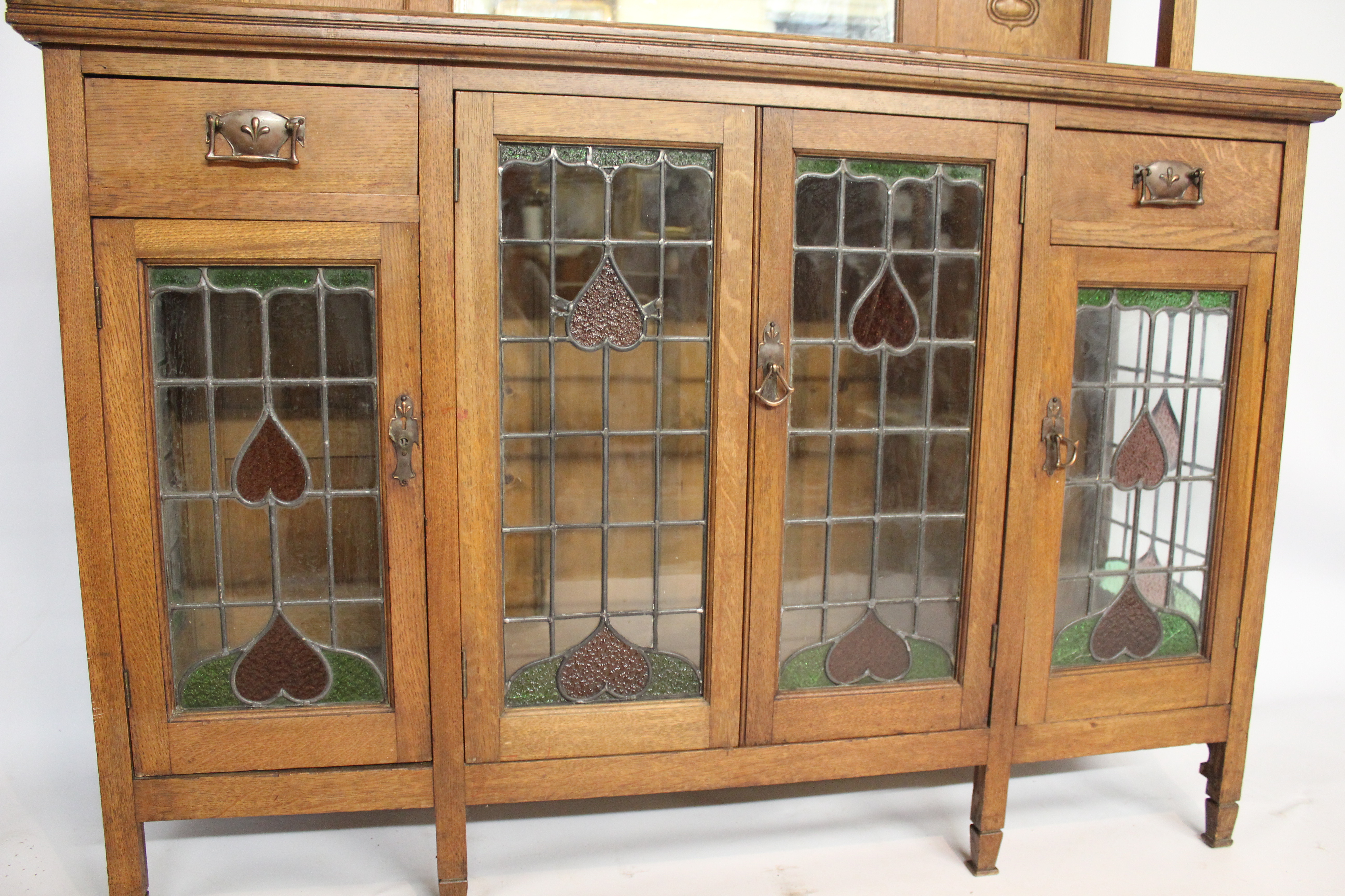A 19TH CENTURY OAK AND STAINED GLASS ARTS AND CRAFTS MIRROR BACK SIDEBOARD Two small glazed - Image 3 of 5