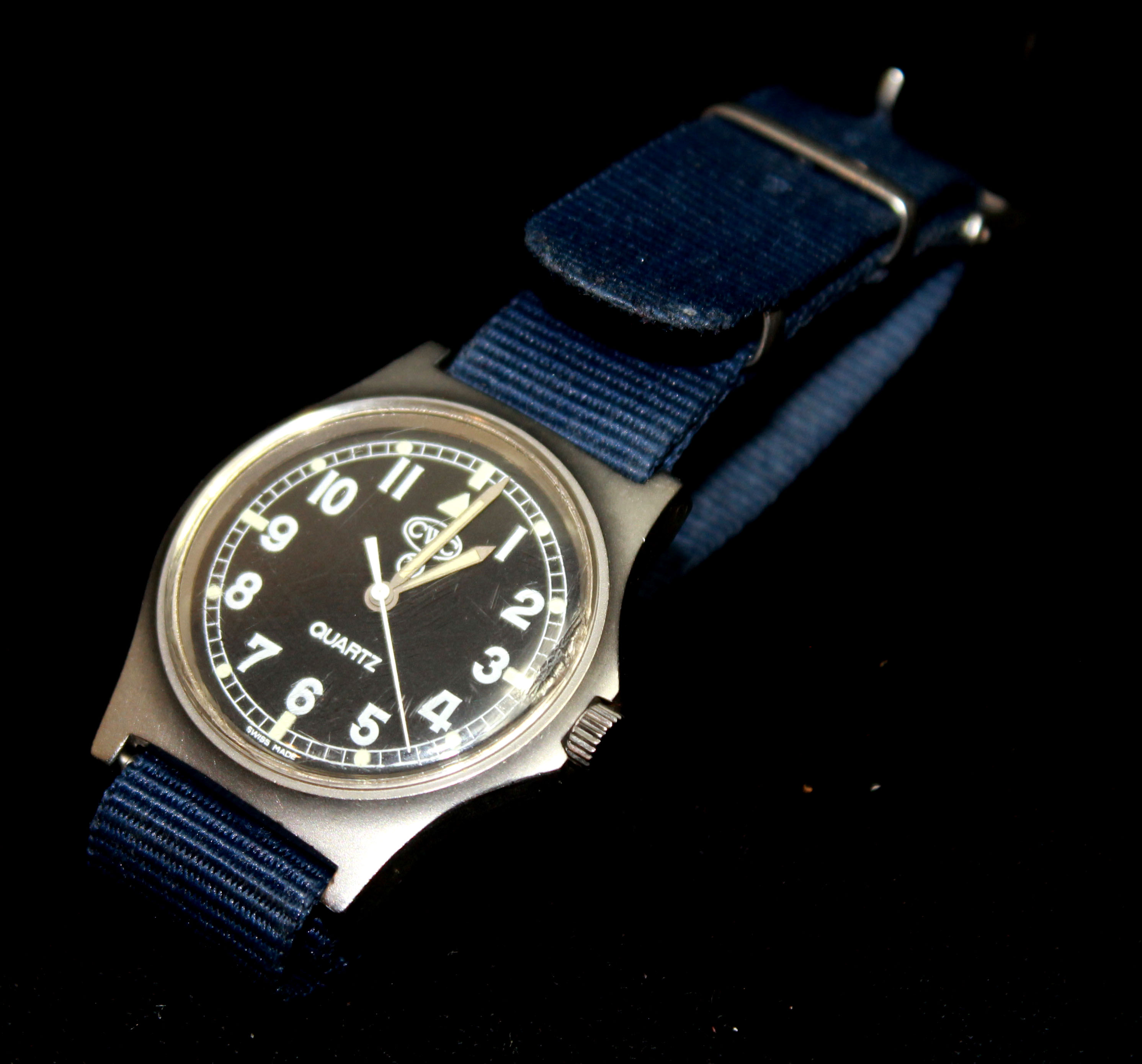 CABOT WATCH COMPANY, A LATE 20TH CENTURY STAINLESS STEEL MILITARY ISSUE GENT'S WRISTWATCH The - Image 2 of 2