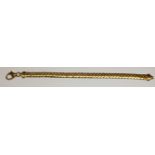 AN 18CT GOLD CLOSE LINK STYLE BRACELET With dog clip clasp. (approx 20cm)