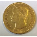 A NAPOLEON I FRENCH 22CT GOLD FORTY FRANC COIN, DATED 1811 Bearing a laurel wreath to reverse