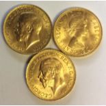 A COLLECTION OF THREE EARLY 20TH CENTURY 22CT GOLD SOVEREIGN COINS Consecutive years dated 1925,