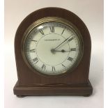 MAPPIN & WEBB, AN EARLY 20TH CENTURY MAHOGANY CASED MANTLE CLOCK The painted dial with Roman numeral