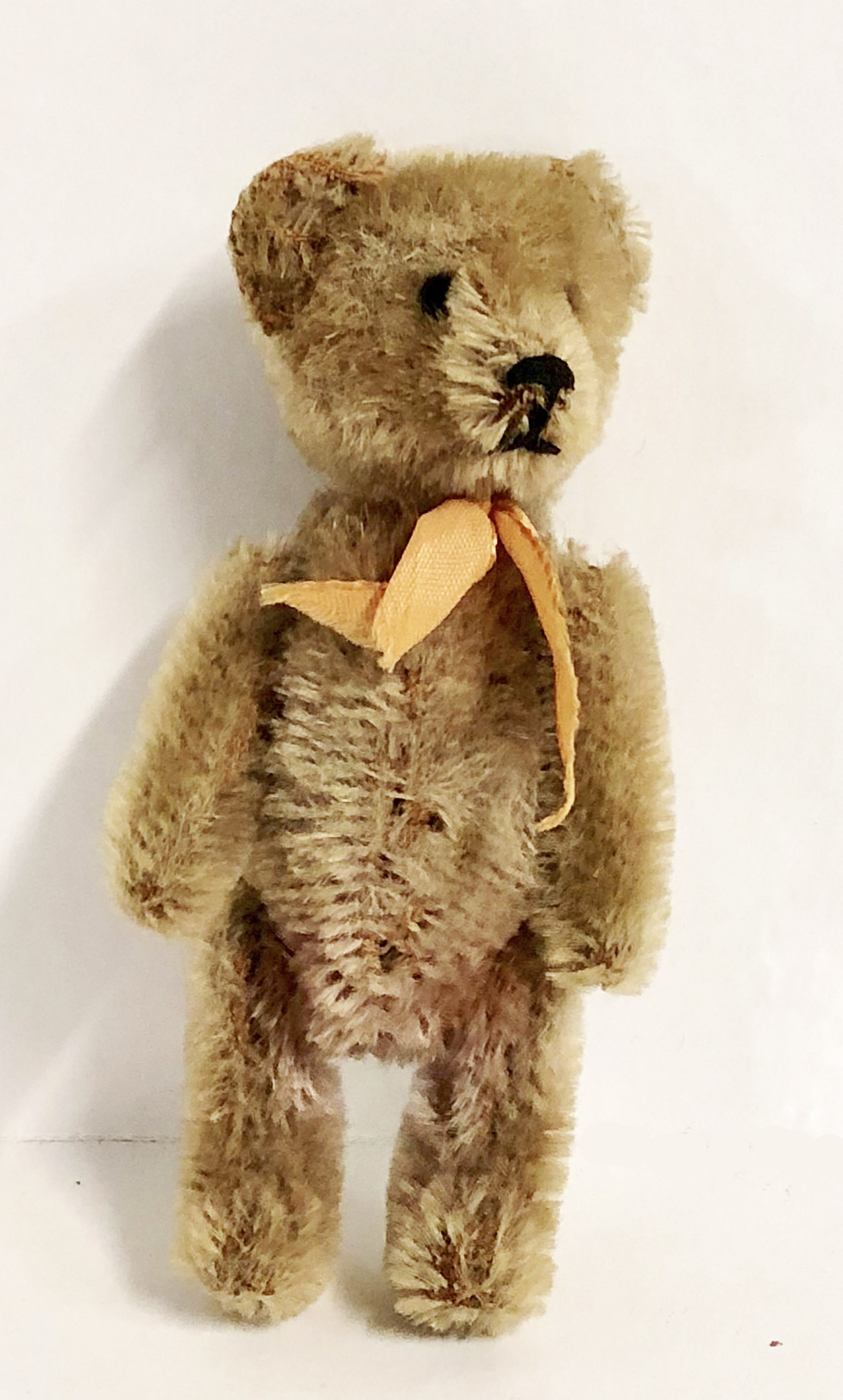 SCHUCO, A VINTAGE PLUSH TEDDY BEAR SCENT BOTTLE Head removes to reveal the glass bottle. (12cm)