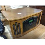 Vintage Style CD Player / Radio