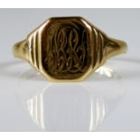AN EARLY 20TH CENTURY 18CT GOLD AND DIAMOND DAISY RING Set with an arrangement of diamonds forming a