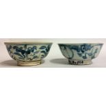 TWO 17TH CENTURY CHINESE VUNG TAU KANGXI PERIOD PORCELAIN BOWLS Having flared rims and hand