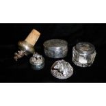 A COLLECTION OF 20TH CENTURY SILVER MINIATURE ITEMS Comprising a small box set with a frog form
