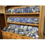 125 PIECES OF LARGE ASSORTED BLUE AND WHITE PORECLAIN, SOME SPODE