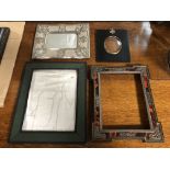 A SELECTION OF PICTURE FRAMES TO INCLUDE FAUX TORTOISE SHELL AND ART DECO