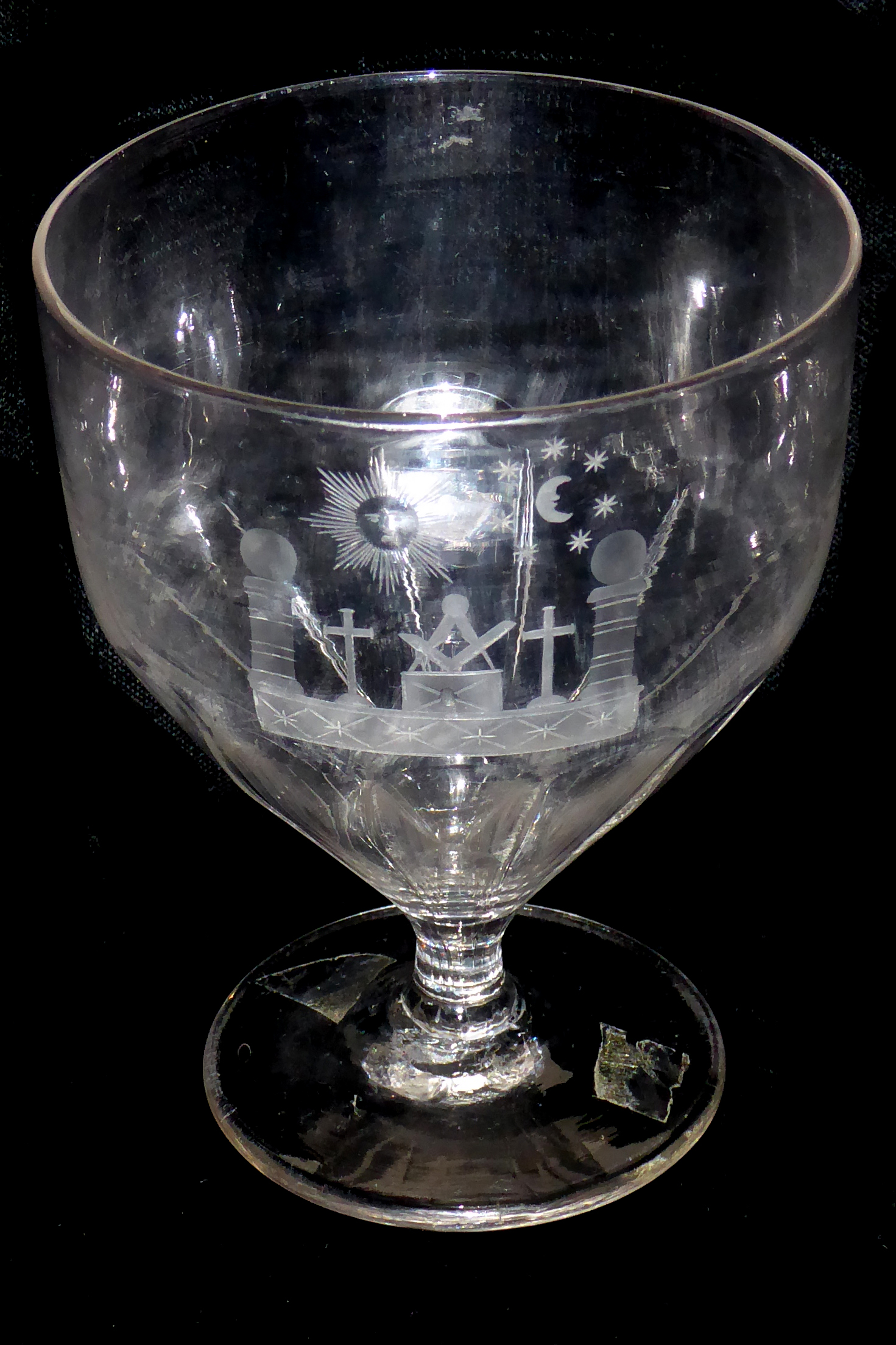 AN EARLY 19TH CENTURY RUMMER On a short stem with a wide tapering bowl and lower petal moulding - Image 5 of 5