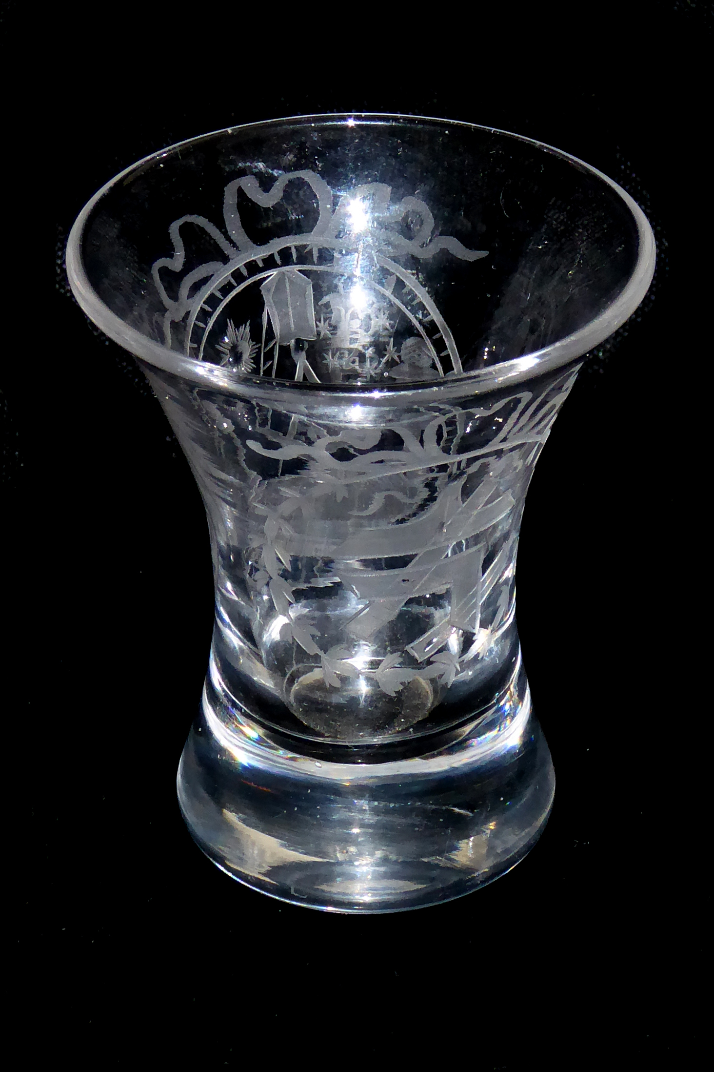 AN EARLY 19TH CENTURY FIRING GLASS Of waisted and flared form well engraved at each side with - Image 2 of 4