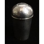 AN EDWARDIAN NOVELTY SILVER TRAVELLING COCKTAIL SHAKER AND BEAKER Cylindrical shape with textured