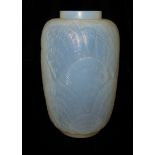 LALIQUE, A 20TH CENTURY OPALESCENT GLASS OVOID VASE Titled 'Coquilles', decorated with a shell