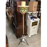 RETRO MID CENTURY UPLIGHTER WITH CANVAS PATTERNED SHADE AND STEEL INDUSTRIAL TRIPOD BASE GOOD