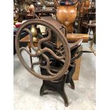 CAST IRON VICTORIAN BOOK BINDER , STAMPED PEERLESS PRESS COPPER CHARLTON CO. NOTTINGHAM H X 130 D