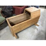 VICTORIAN PINE BABIES WORKING CRIB GOOD CONDITION H X 60 D X 62 W X 93 CM