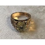 A 9CT GOLD FANCY DRESS RING SIZE L