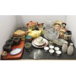A quantity of miscellaneous ceramics, to include character jugs, glasses, tea bowls, etc