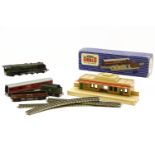 A Hornby Dublo train set, comprising rolling stock , track, and accessories (qty)