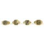 Four assorted 9ct gold signet rings, to include two with vacant plaques, one with engraved initials,
