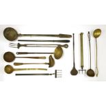 A collection of metalware ladles,17th century and later, anda collection of assorted toasting