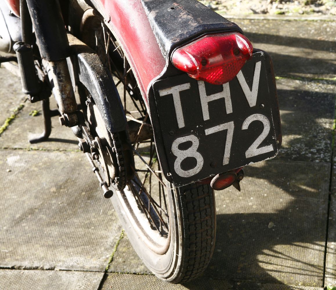 BSA Bantam D7 175 (believed to be 1961) motorcycle,registration number THV 872, no papers, missing - Image 3 of 11