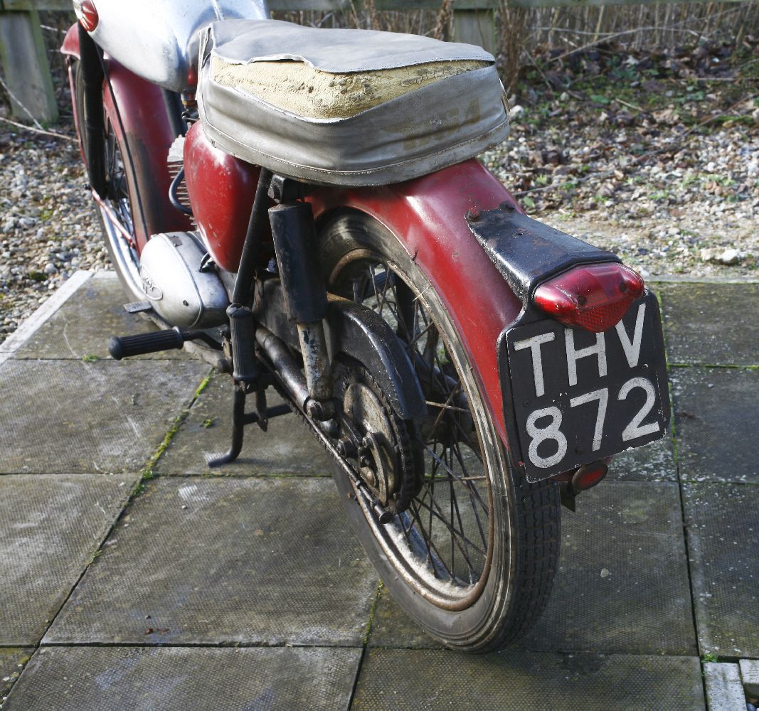 BSA Bantam D7 175 (believed to be 1961) motorcycle,registration number THV 872, no papers, missing - Image 11 of 11