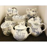 A quantity of Royal Worcester 'Blue Dragon' tea ware, including teapot, sugar, cream and an